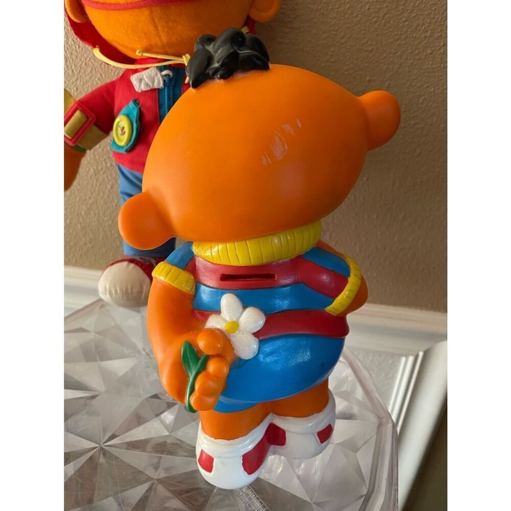 Sesame Street Dress Me Ernie Plush & Vinyl Ernie Holding a Daisy Bank - Picture 6 of 12